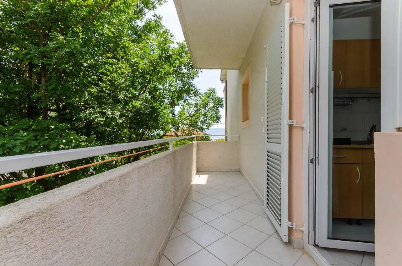 Apartment In Novi Vinodolski 15312 Croatia