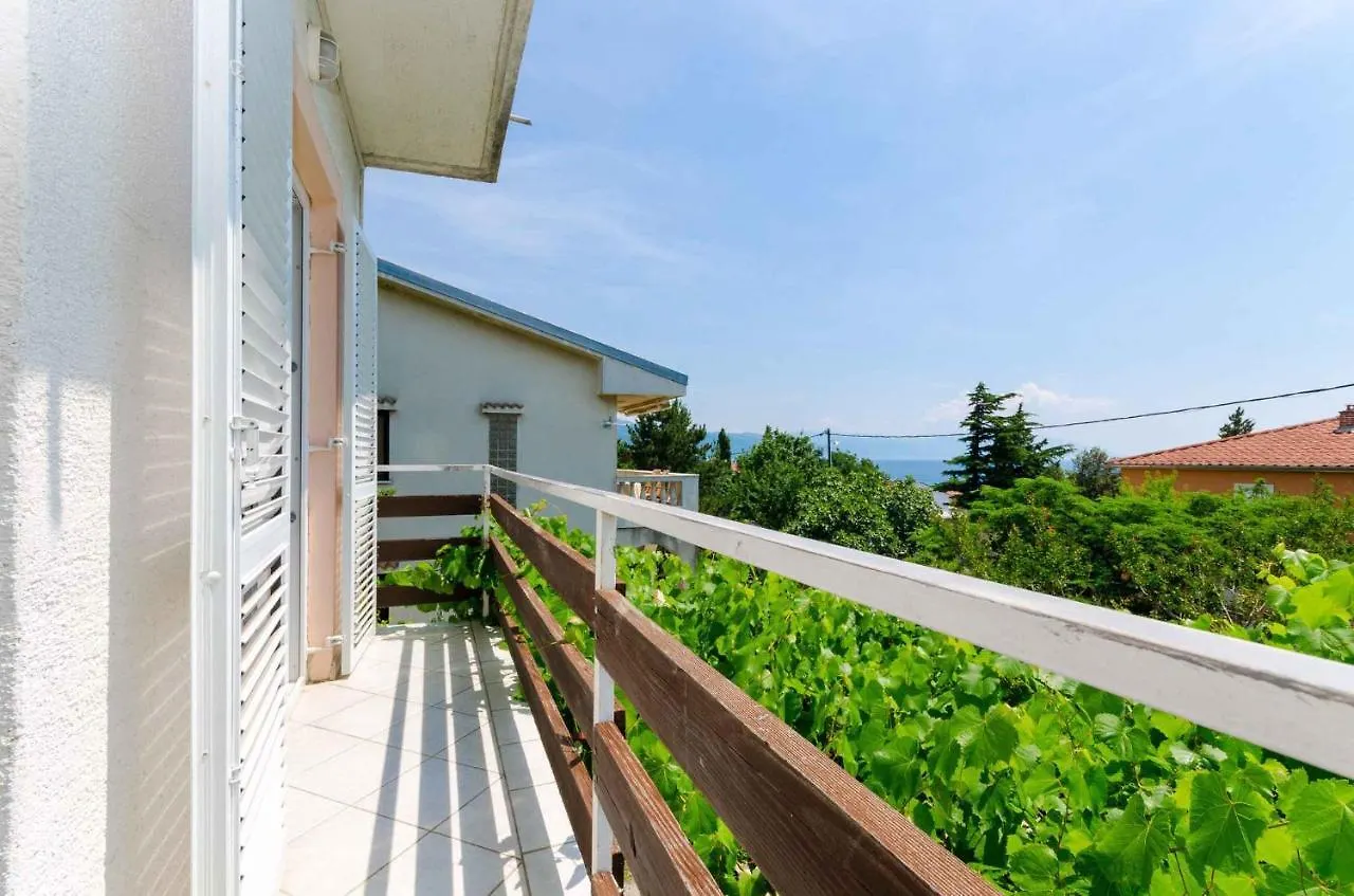 Apartment In Novi Vinodolski 15312 Croatia
