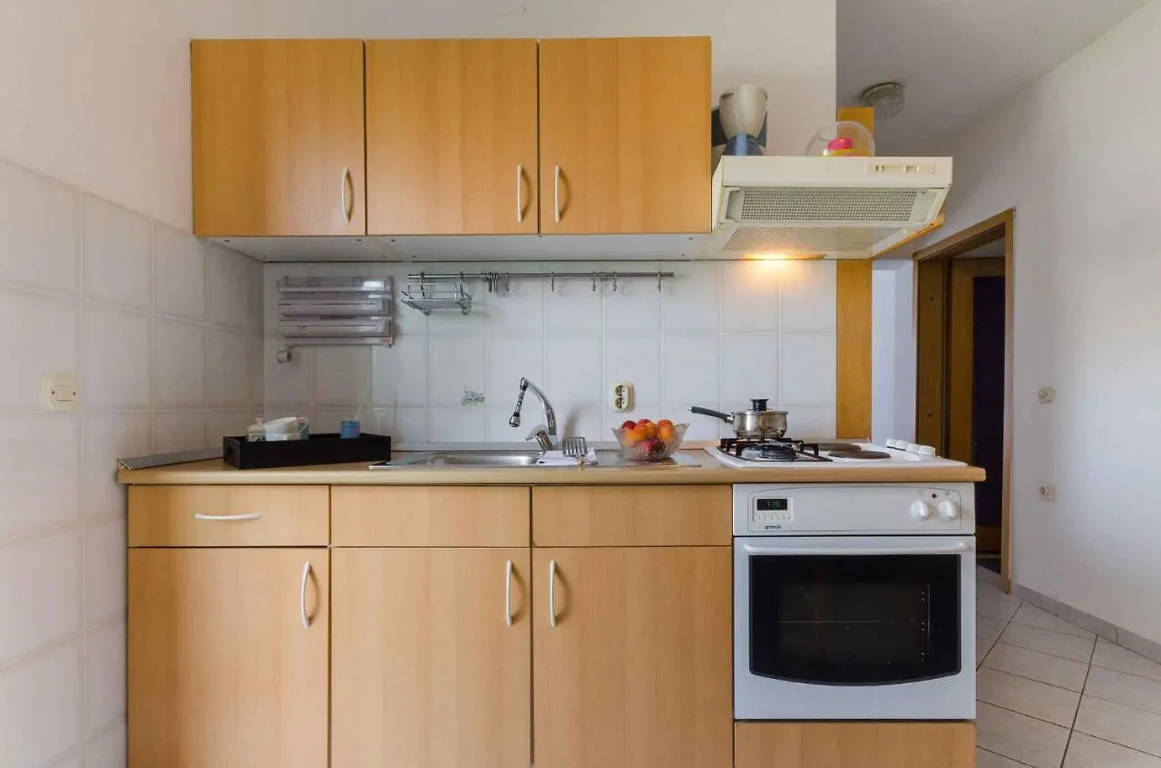 Apartment In Novi Vinodolski 15312